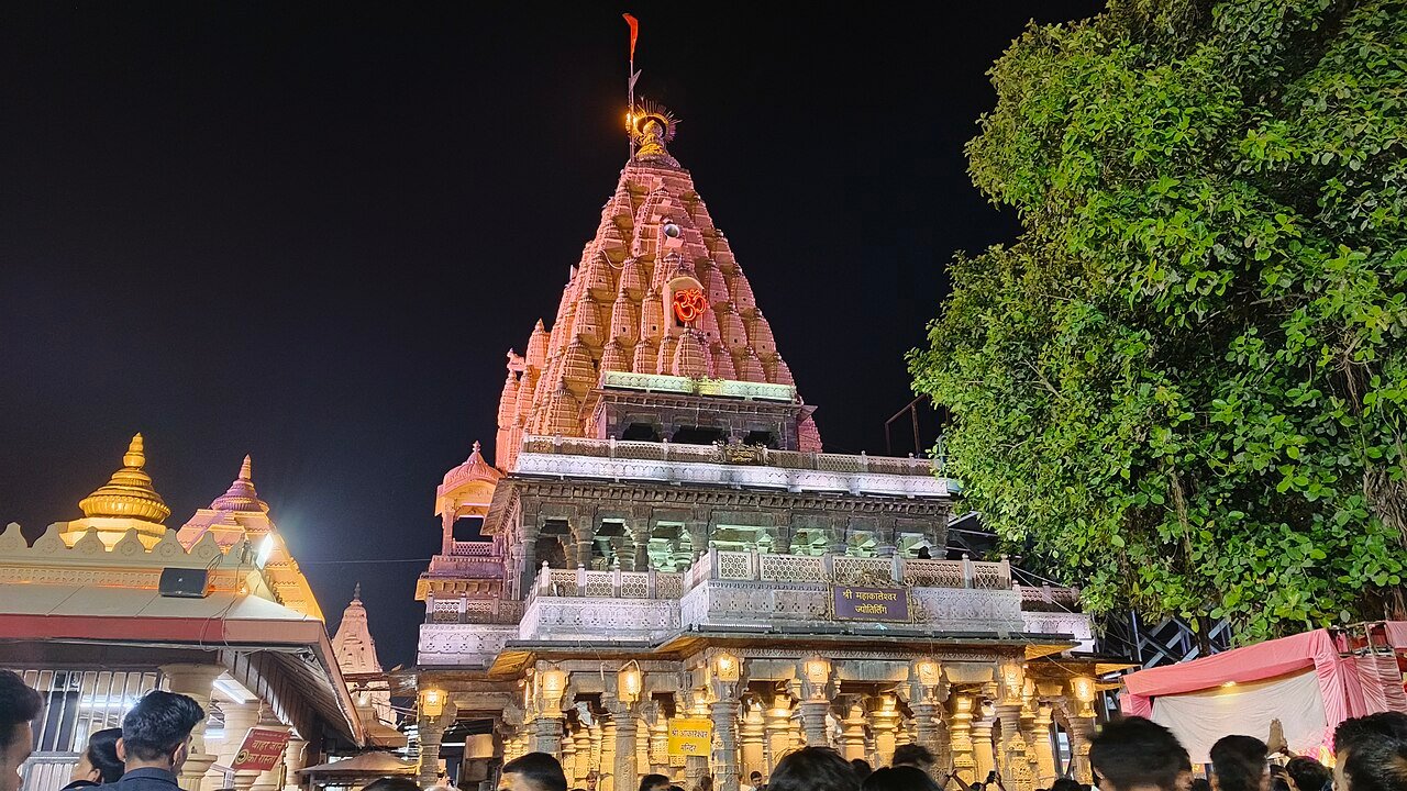 Mahakaleshwar Temple Ujjain Bhasm Aarti and special darshan